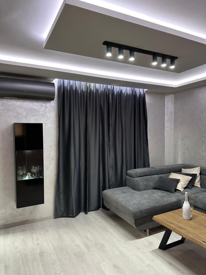 Елегантен Двустаен Апартамент Four Seasons Burgas Exterior photo